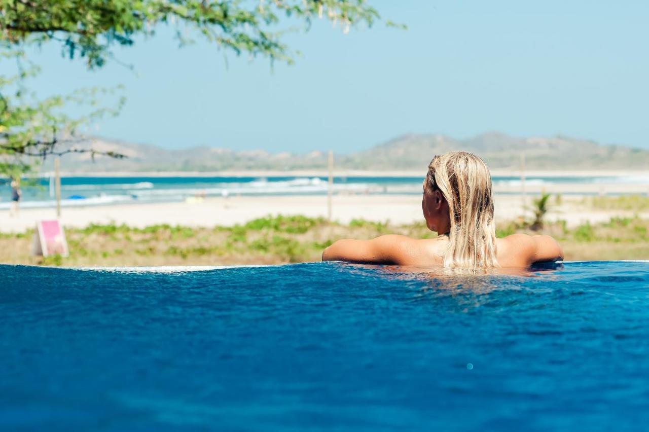 Witch'S Rock Surf Camp Hotel Tamarindo Zewnętrze zdjęcie